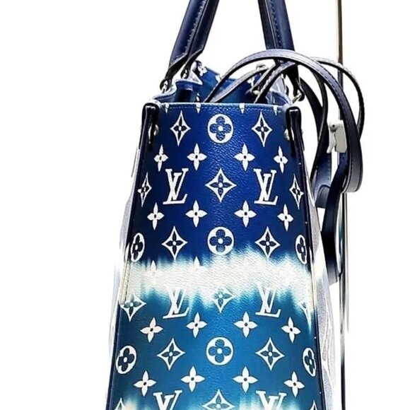 PRISTINE Authentic Louis Vuitton Monogram Escale Onthego GM Tote Bag - Picture 3 of 8